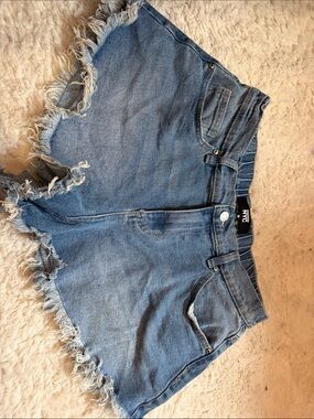 NYC Light Blue Distressed Frayed-Hem Denim Shorts